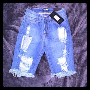 Fashion Nova ripped denim Bermuda short